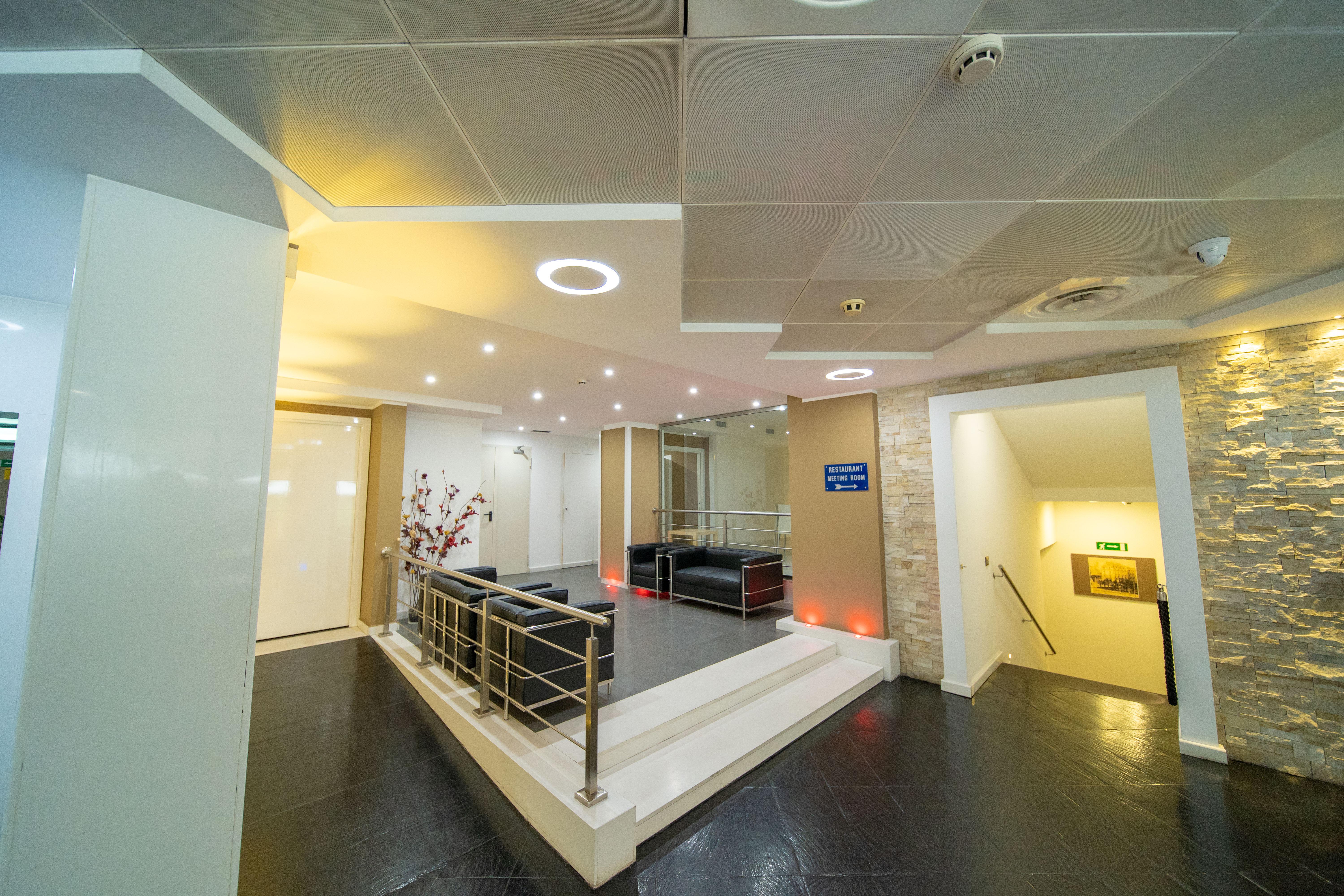Ibis Styles Palermo Cristal Hotel Exterior photo