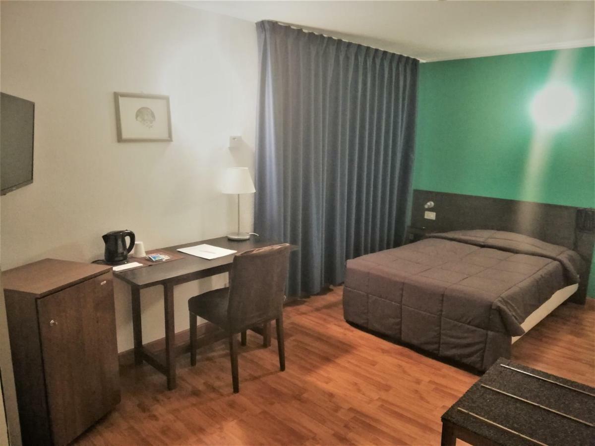 Ibis Styles Palermo Cristal Hotel Exterior photo