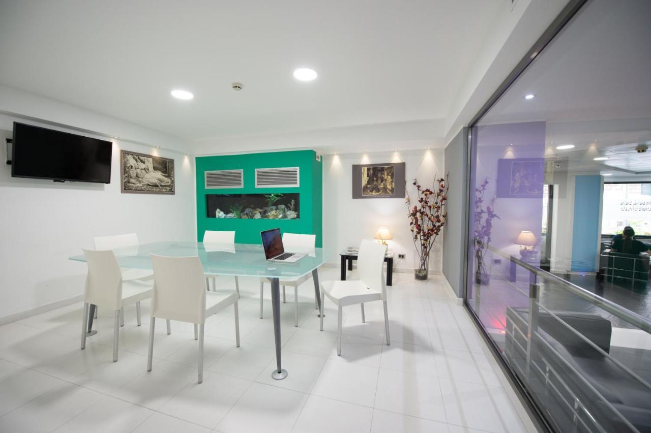 Ibis Styles Palermo Cristal Hotel Exterior photo
